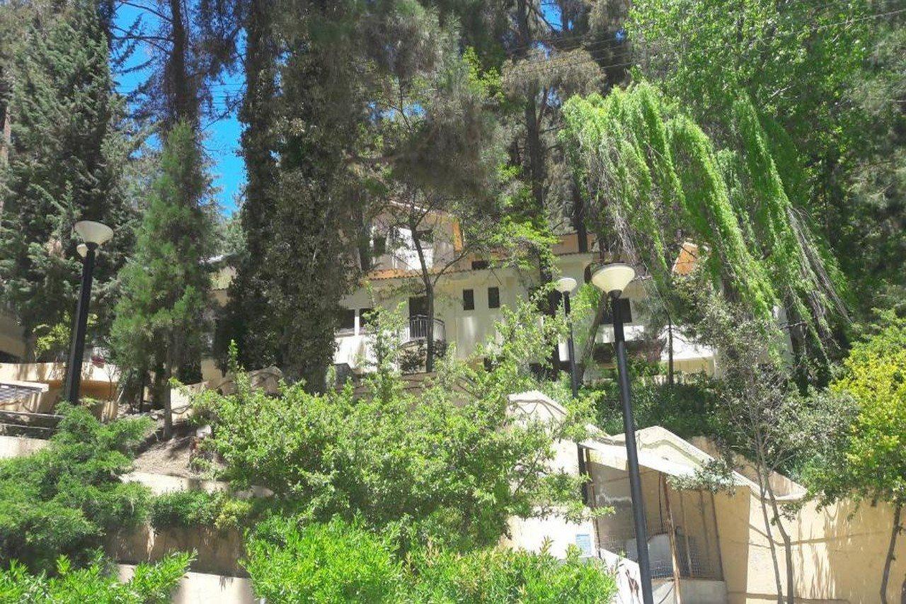 Poed Residences Platres Bagian luar foto