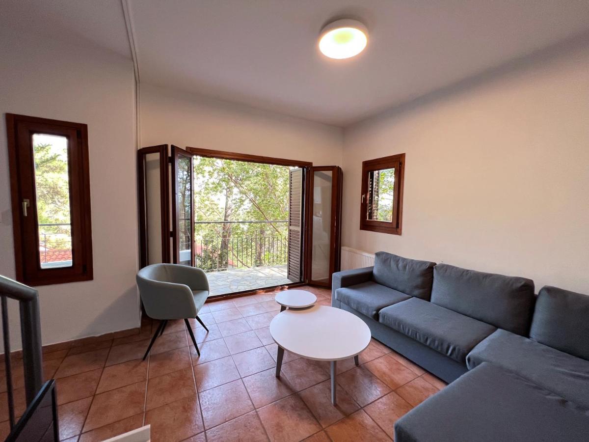 Poed Residences Platres Bagian luar foto