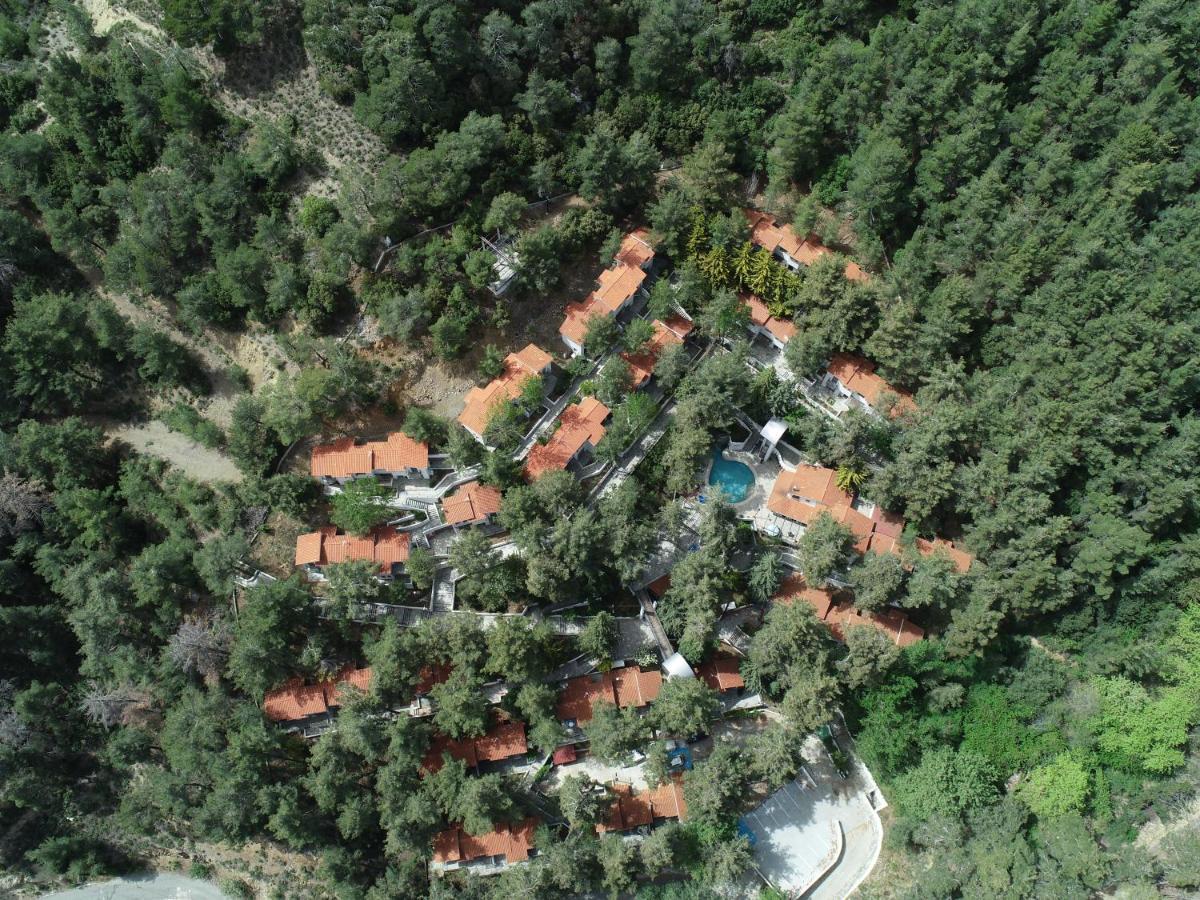 Poed Residences Platres Bagian luar foto
