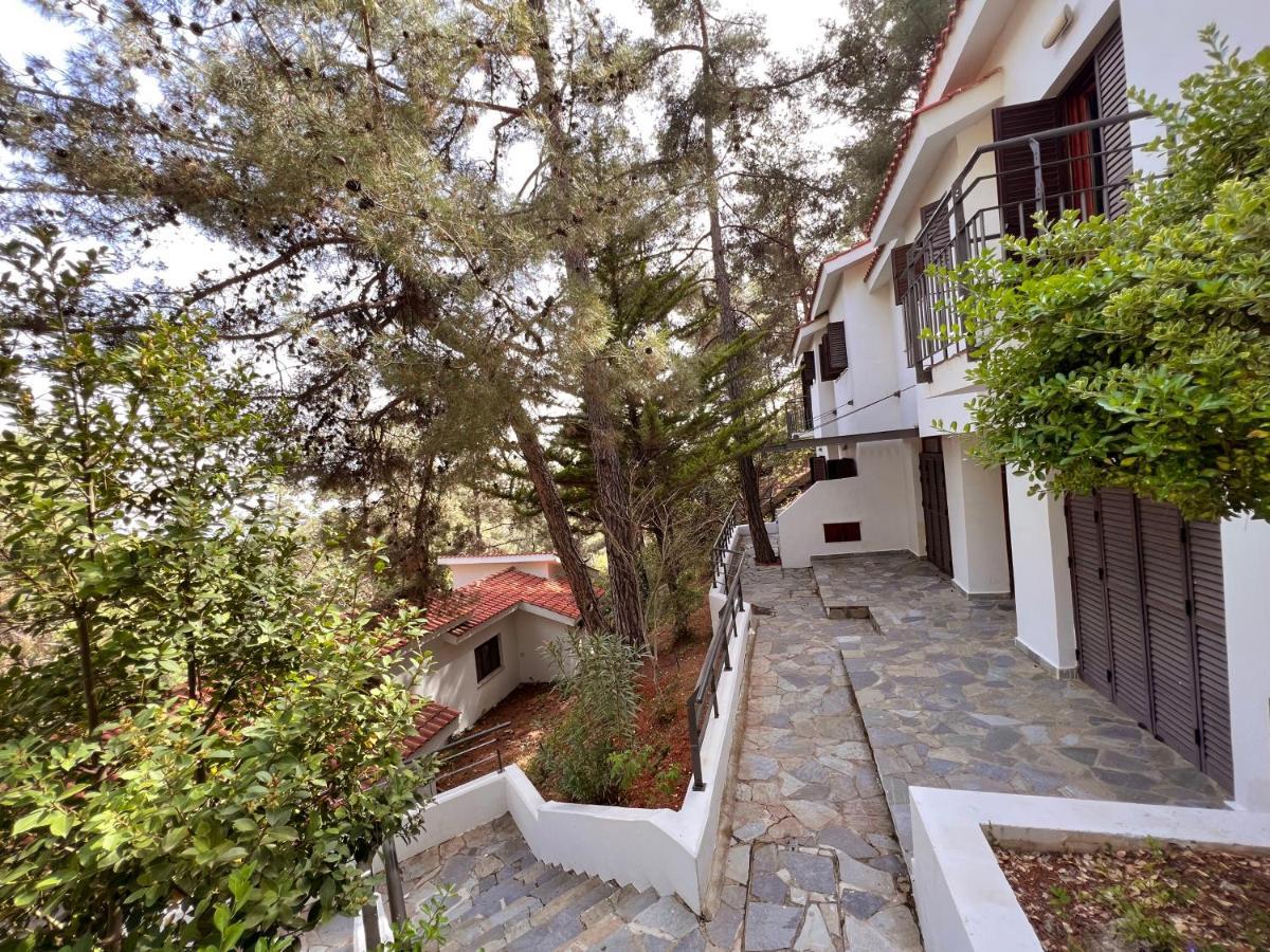 Poed Residences Platres Bagian luar foto