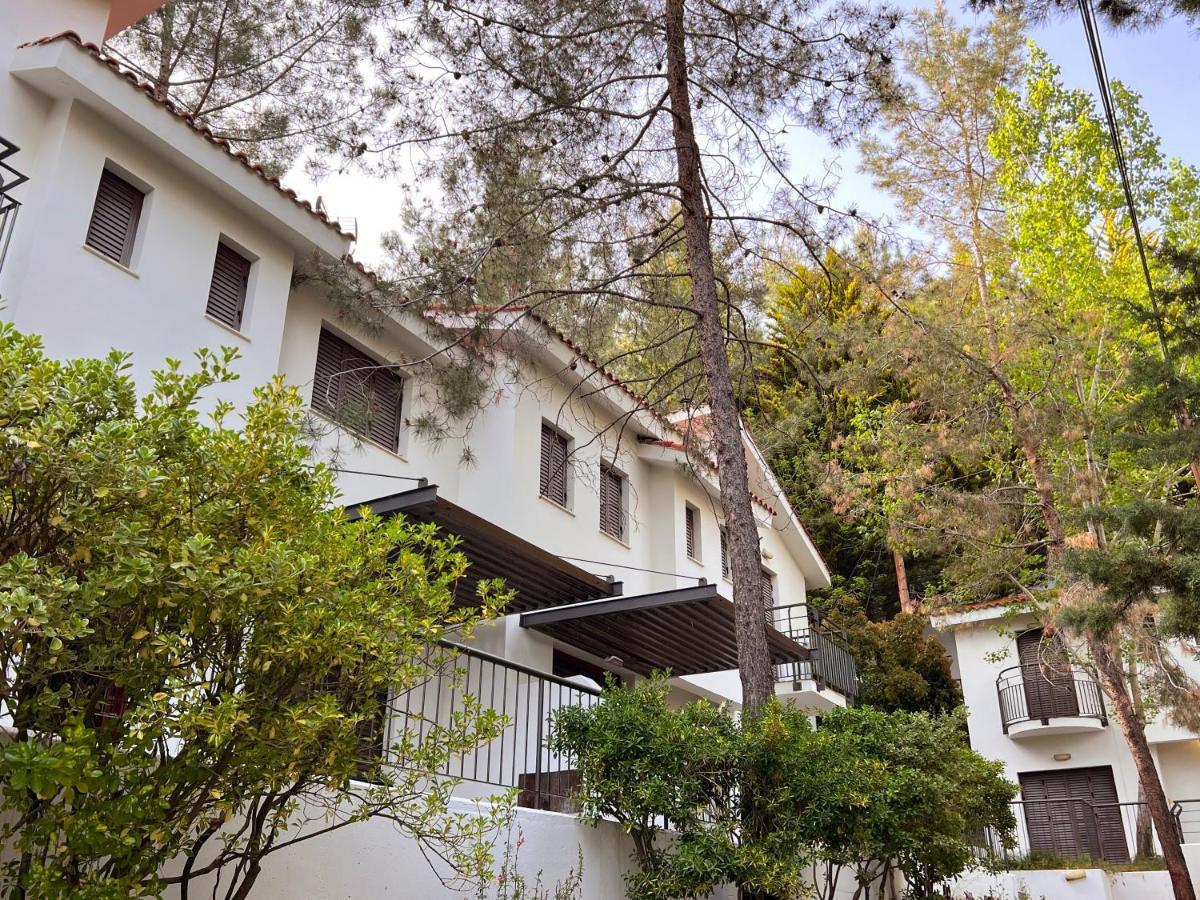 Poed Residences Platres Bagian luar foto