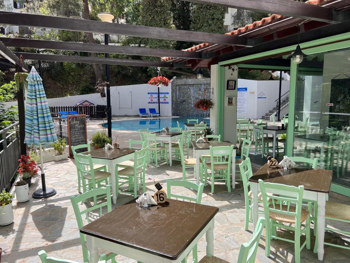Poed Residences Platres Bagian luar foto